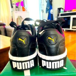 Puma black leather shoes for women’s